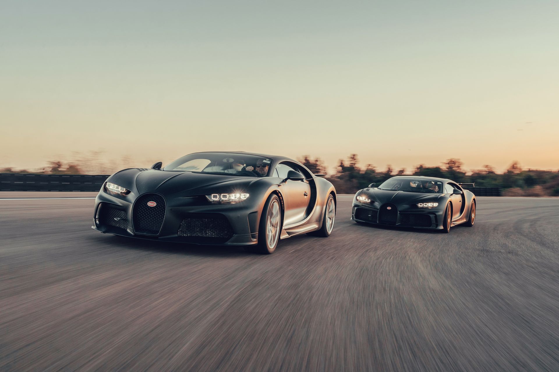 Chiron Super Sport 300+ and Chiron Pur Sport – Bugatti’s broad spectrum of performance