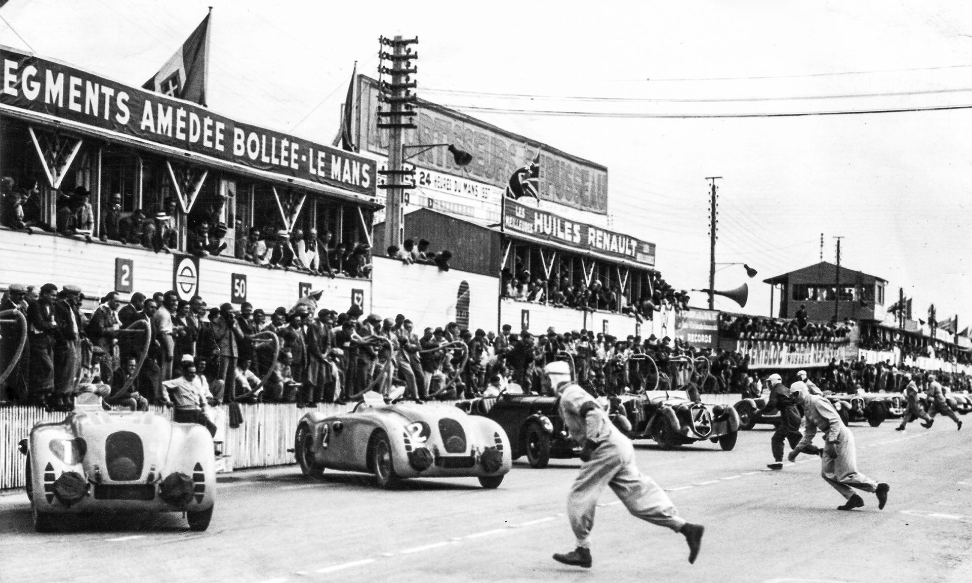 BUGATTI Type 50 - The autobiography of Bugatti's first Le Mans car (Li – Amalgam Collection