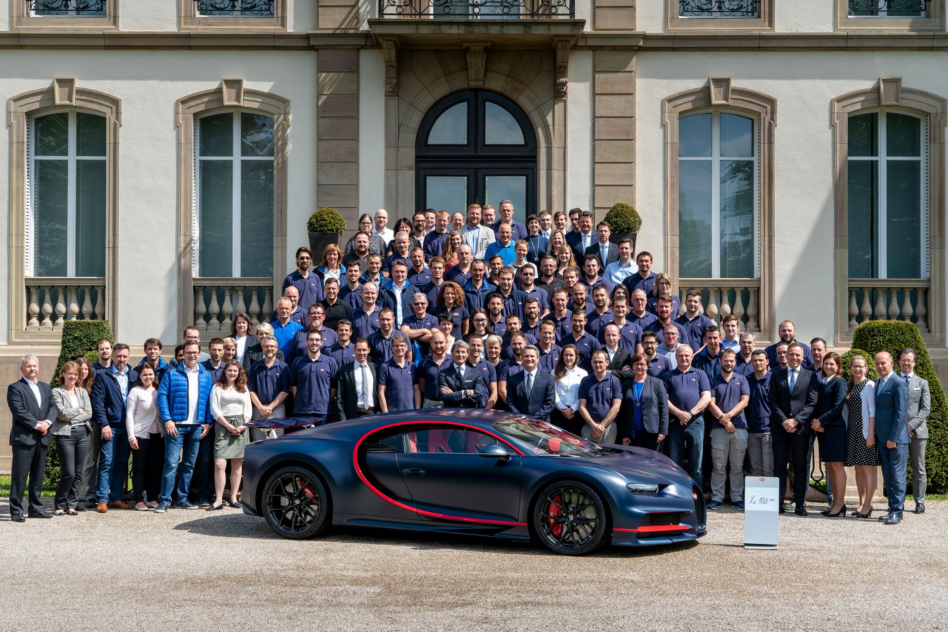 Bugatti baut den 100. Chiron