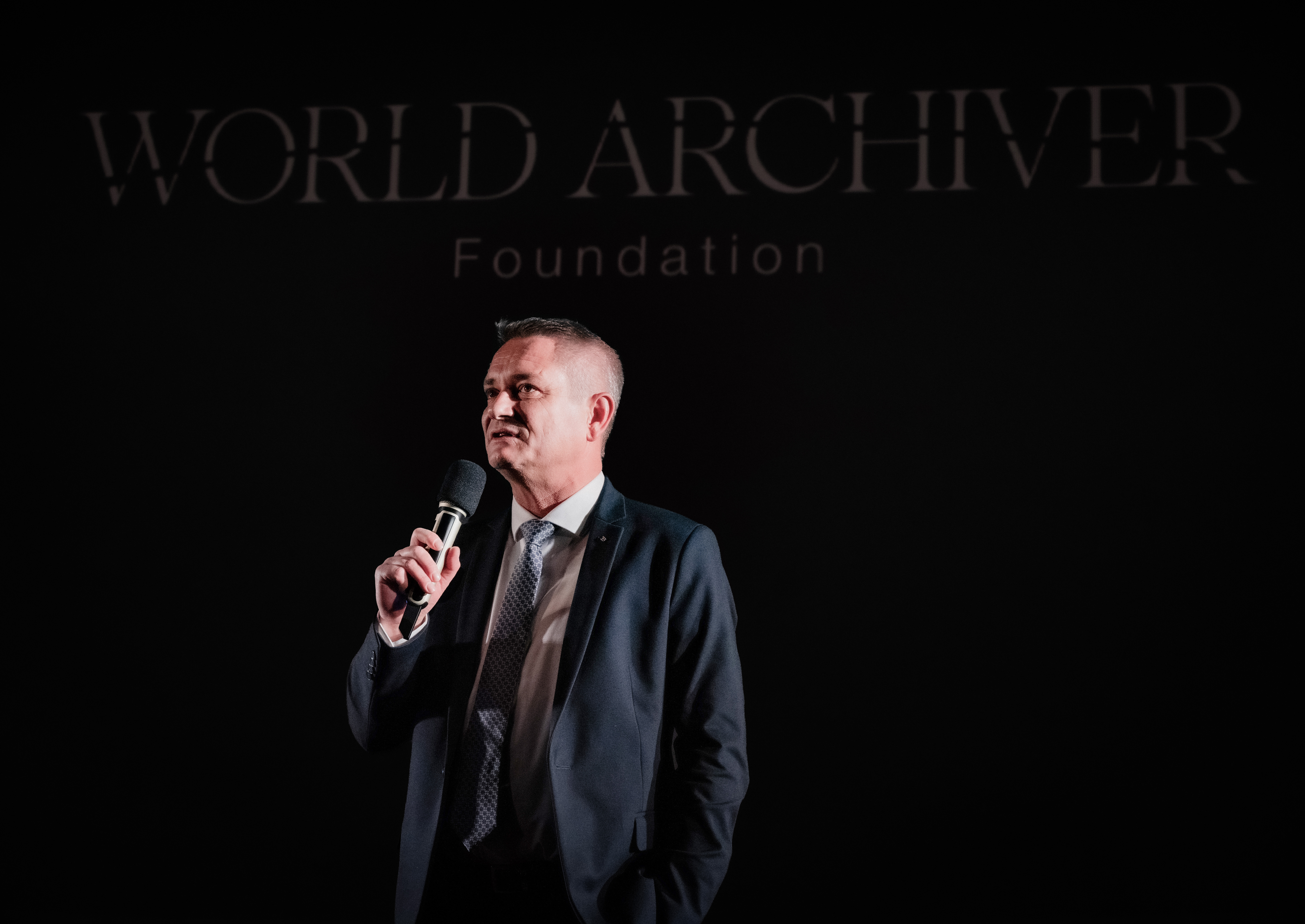 Bugatti supports the World Archiver Foundation and UNESCO in the preservation of World Heritage