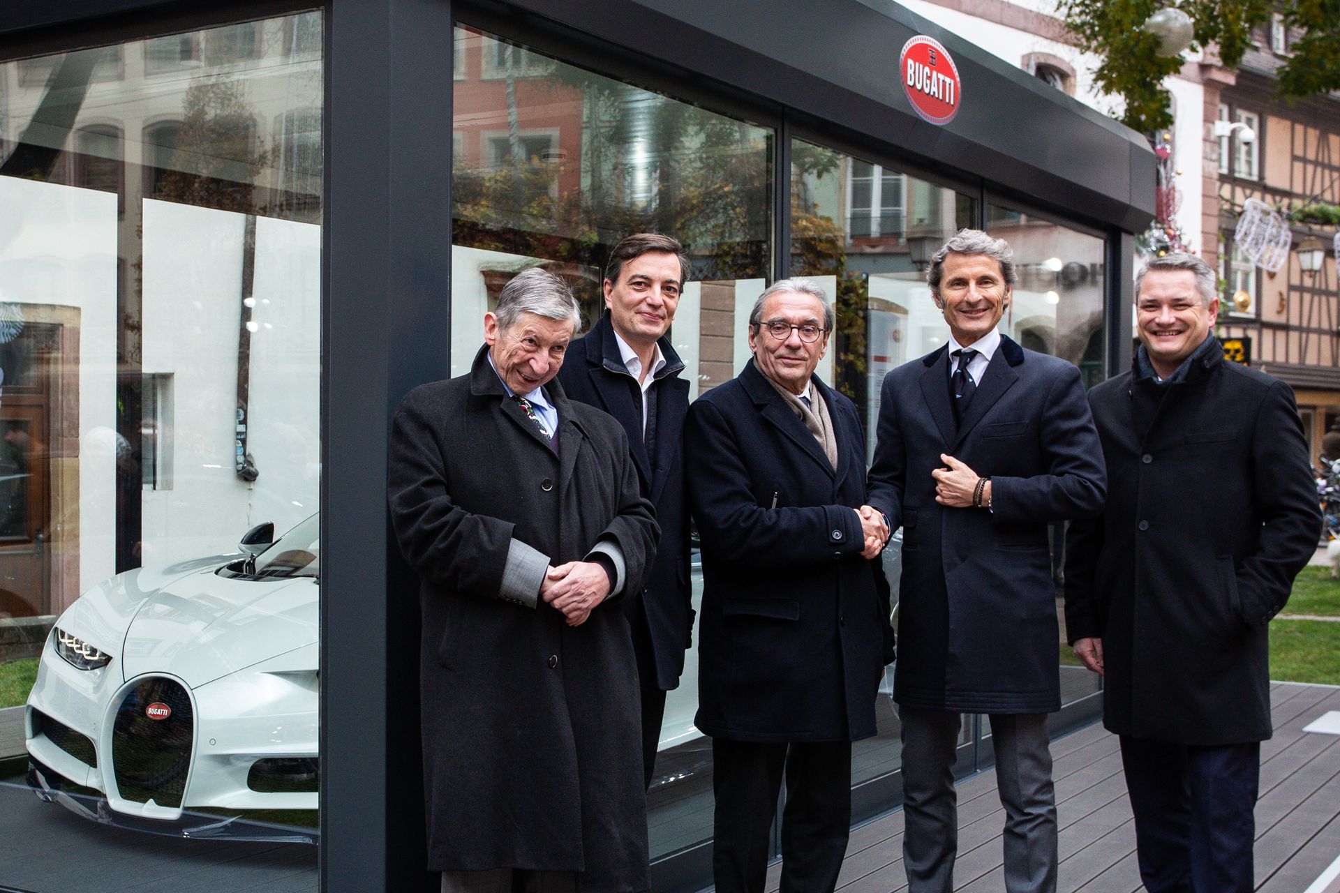 A Christmas between tradition and vision