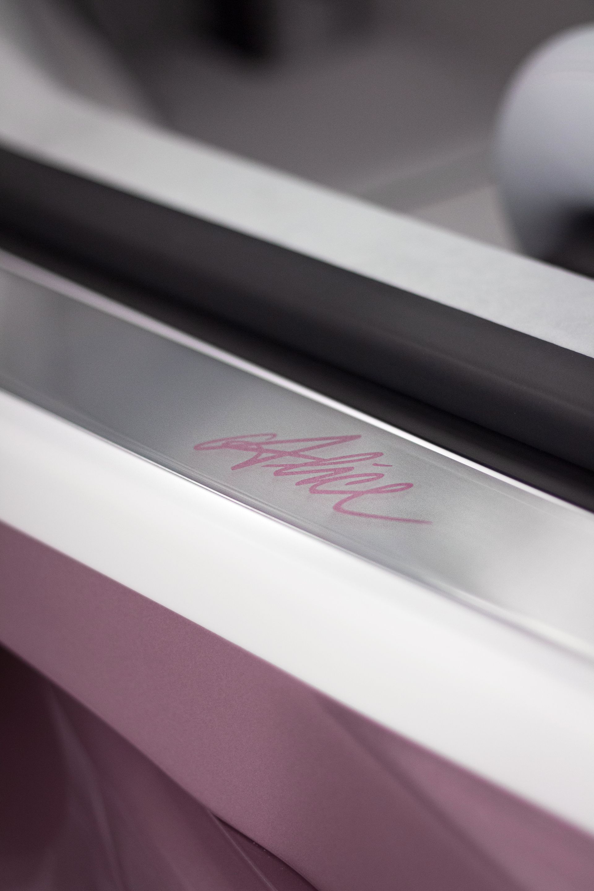 Bugatti creates extraordinary Chiron Sport masterpiece gift